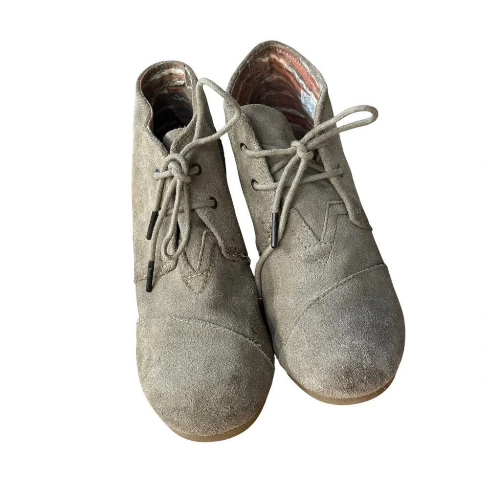 TOMS Womens Desert Wedge Taupe Suede Lace Up‎ Ankle Booties Size 8.5 - Picture 8 of 8
